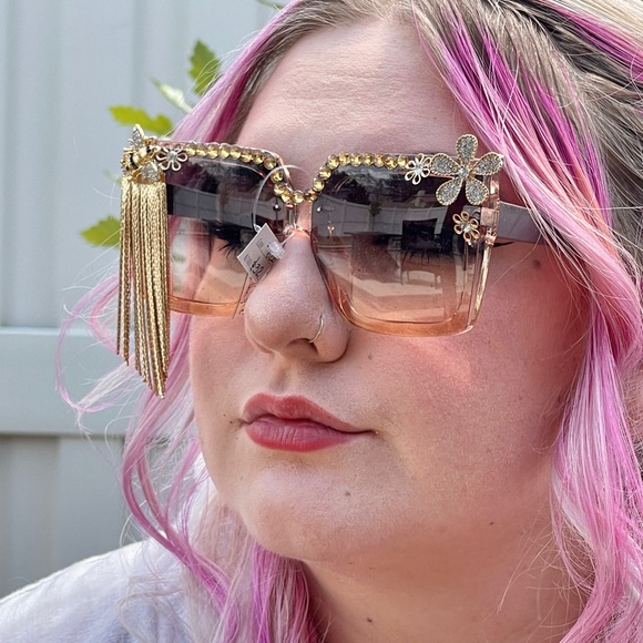 Handcrafted Unique Floral Rhinestone Chain Trim Sunglasses Festival Wear NWT - Picture 7 of 8
